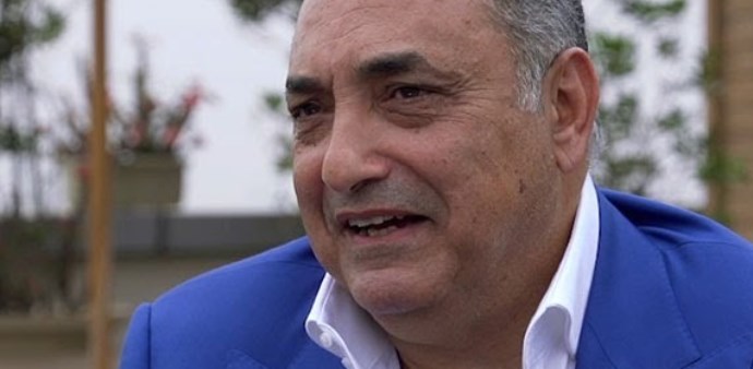 رجل الأعمال منصور عامر