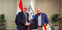 توقيع العقد